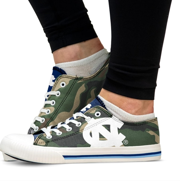 North Carolina Tar Heels Women NCAA College Team Camo Low Canvas Sneakers Shoes - Picture 1 of 10
